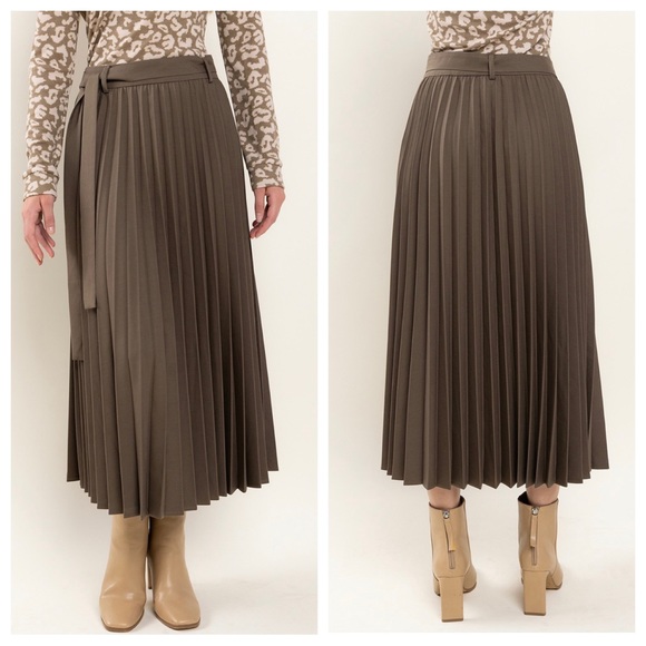 06 Chic Front Tie Pleated Long Skirt - Picture 3 of 5